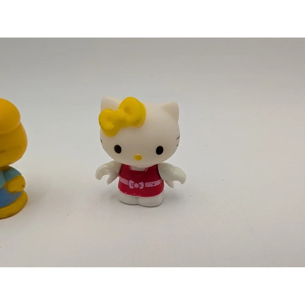 Sanrio Hello Kitty Block‎ Dear Daniel Grandma Figure Lot of 4